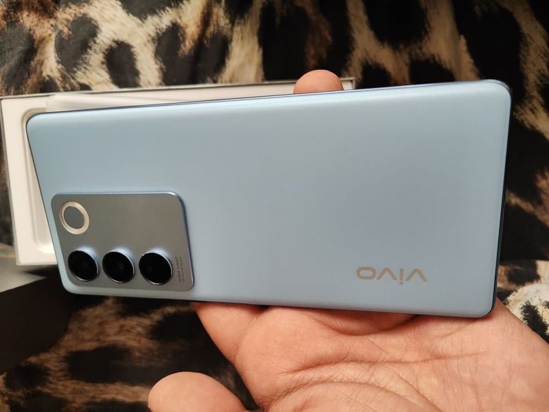 Vivo V27 5G 12/256 gb Vivo V27 5G 12/256 gb