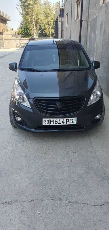 Срочно продам спарк равон.