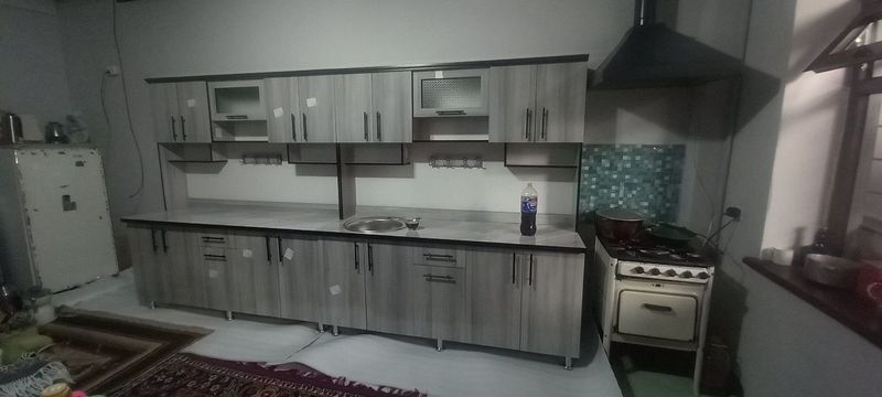 Eni 1.80 sm buyi 2 mt Oshxona kuhunni mebellari