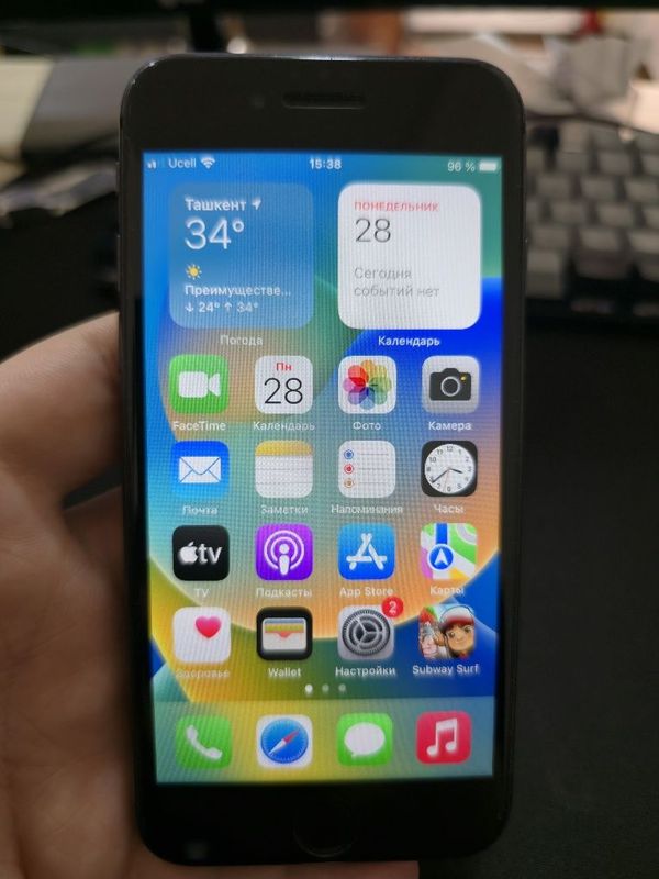 Iphone 8 128гб Идеальное состояние. Коробка есть!