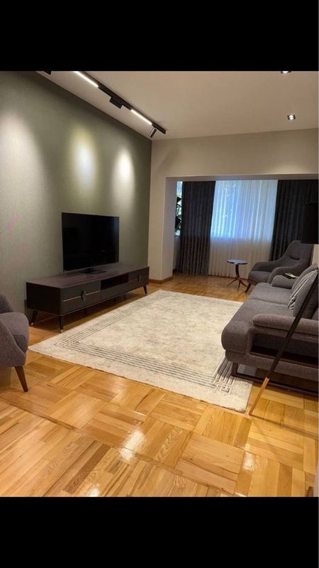 Аренда 3х кв. ЦУМ, 90м2. Мирабадский р-н. Ор-р Голубые Купола.