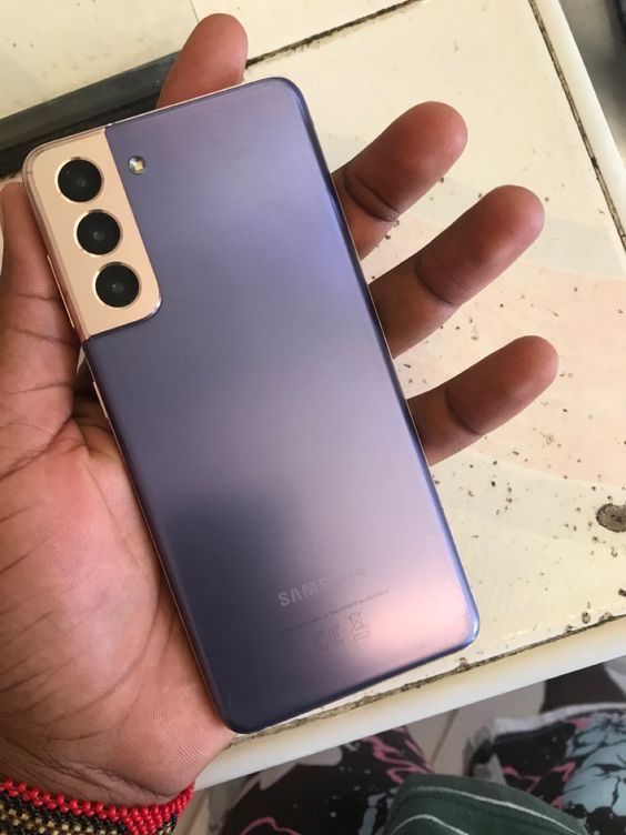 S21 Purple sotiladi xolati ideal