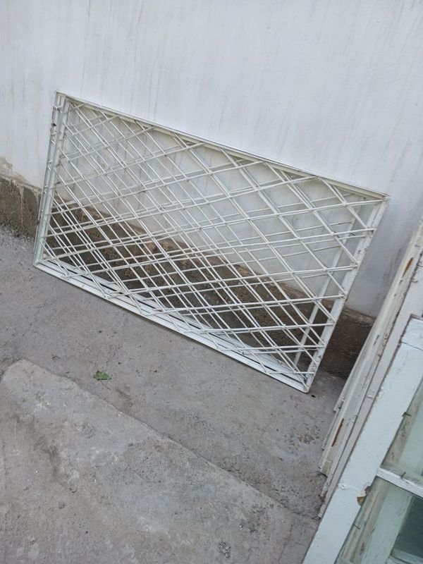 Савет ромлари решётка Савет ромлари решётка