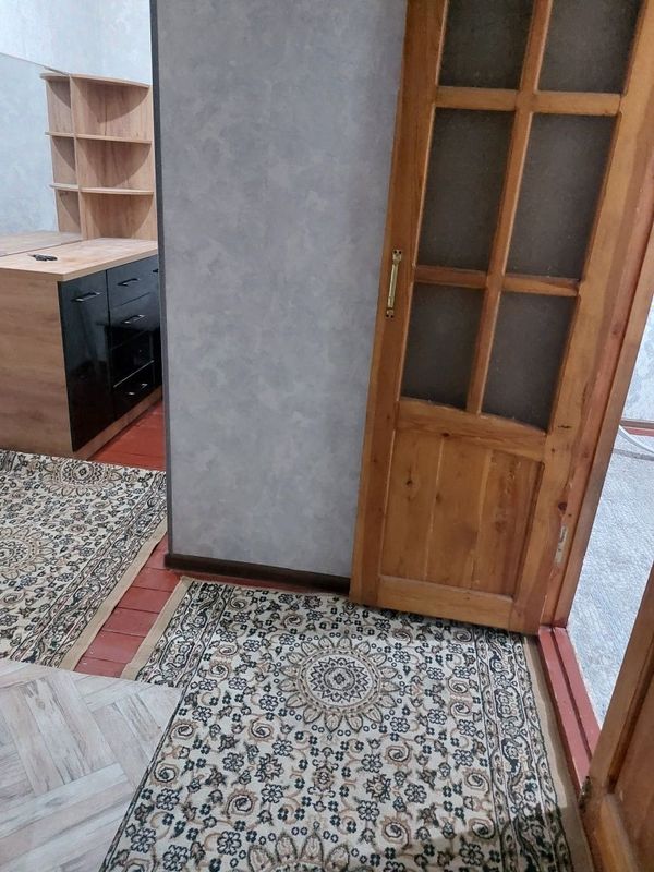 Jizzax (SDVA] Zargarlik, 2 xonali uy, Pet inst ga yaqin, ijaraga berl