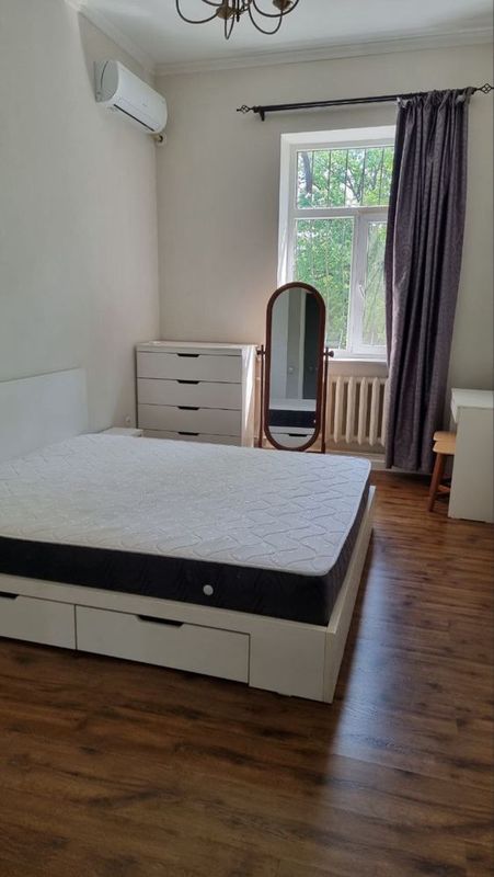 Аренда квартиры на Бабура Аренда квартиры на Бабура