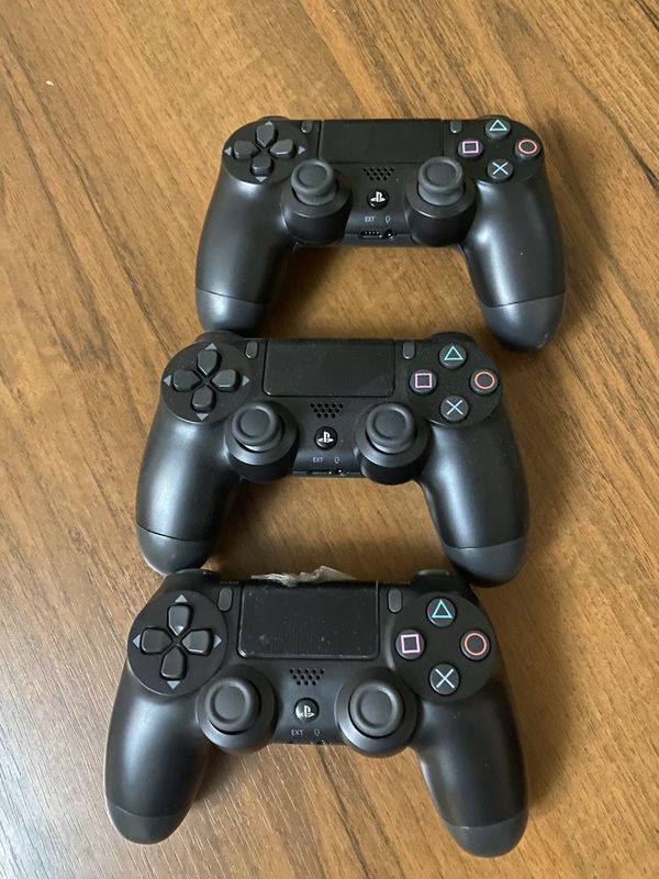 Dualshock new dubay Dualshock new dubay