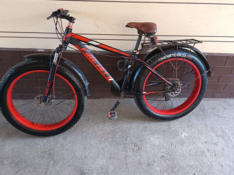 Shiroki Velosiped sotiladi