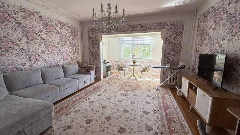 Продается 3х ком квартира на м. Ойбек, ор-р:кафе Точка Вкуса, 74 м² Продается 3х ком квартира на м. Ойбек, ор-р:кафе Точка Вкуса, 74 м²