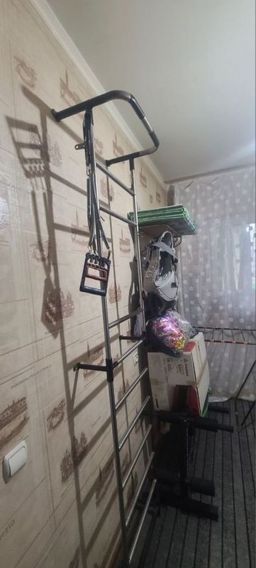 Продам шветскую стенку турник