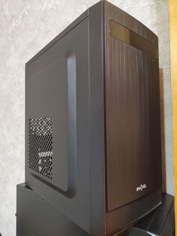 | i5 10400 | 16GB RAM | 512GB SSD | | i5 10400 | 16GB RAM | 512GB SSD |