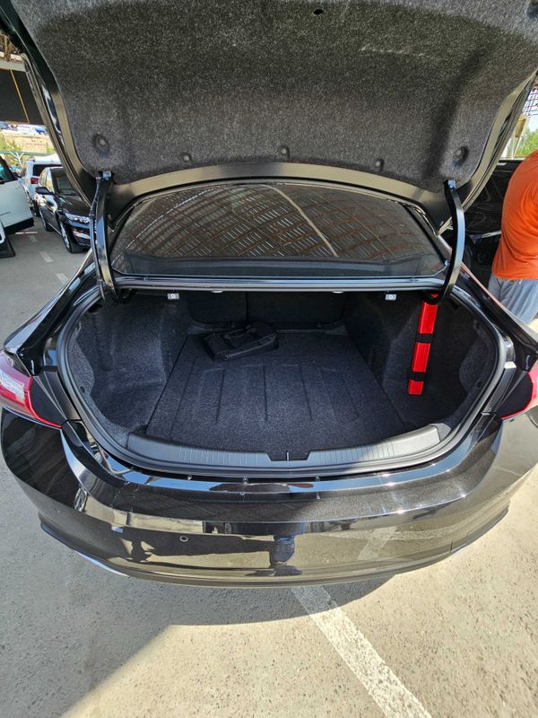 Malibu XL 2024 yil 17 ming yurgan tozza 30500 $