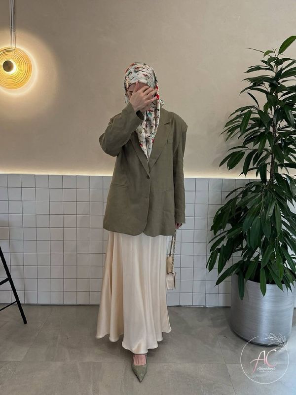 New Collection - Asaal modniy dvoyka (Kostyum + yubka)