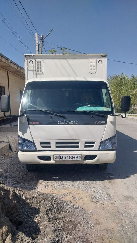 Isuzu 2017 yil yurgani 4.5