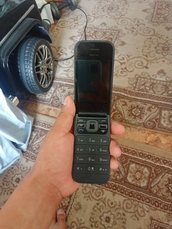 Noki knopkali sotiladi Noki knopkali sotiladi