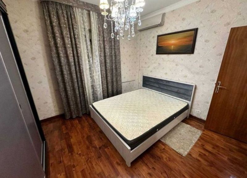 Аренда квартира метро Айбек