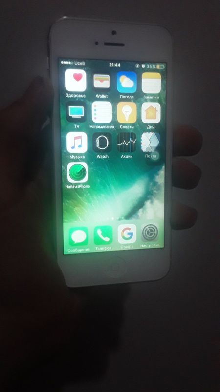 IPhone 5 obmen yoki sotiladi