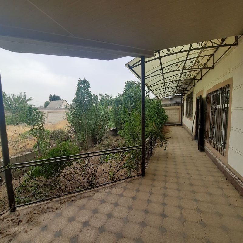 Uy sotiladi Selhoz Institutidan 3 km kirganda