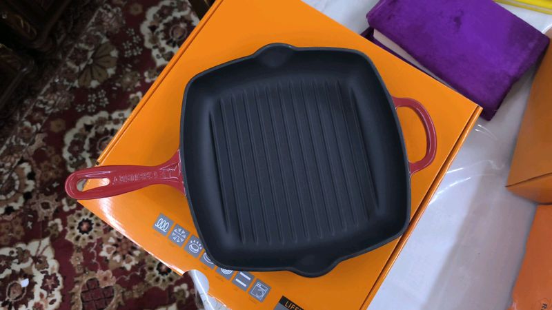 le creuset tovasi yangi. 26sm le creuset tovasi yangi. 26sm