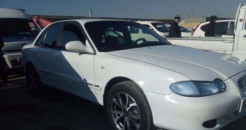 Hynday sonata 1998