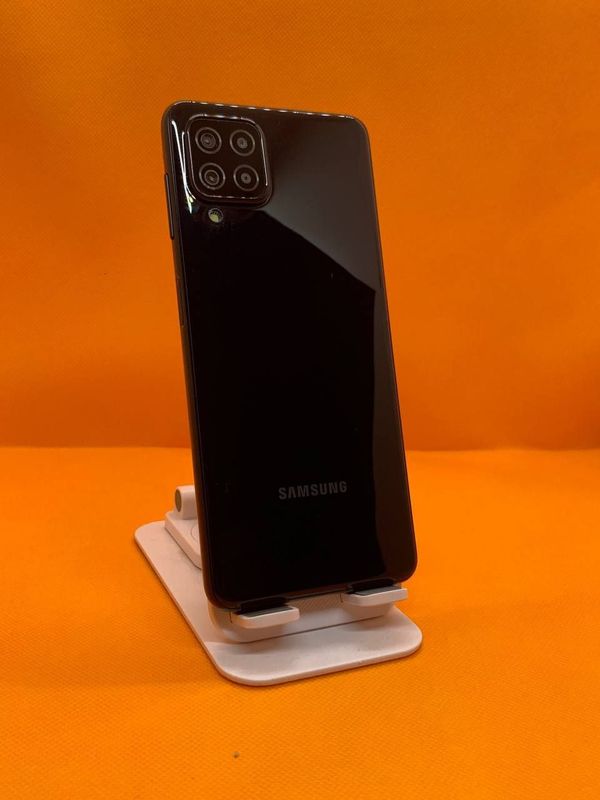 Samsung a22 sotiladi Samsung a22 sotiladi