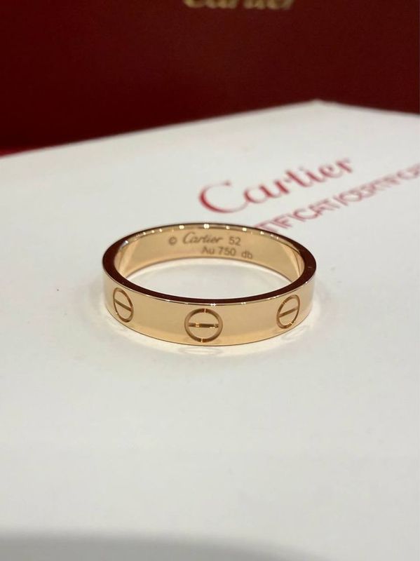 NEW Кольцо Cartier Love Small Model B40852 RG NEW Кольцо Cartier Love Small Model B40852 RG