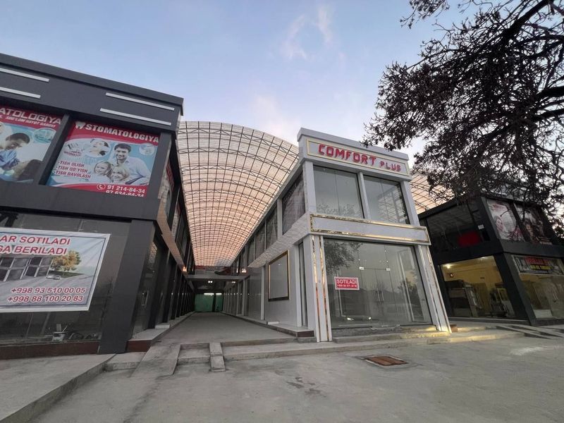 Yakkabog‘ markazida magazinlar sotiladi Yakkabog‘ markazida magazinlar sotiladi