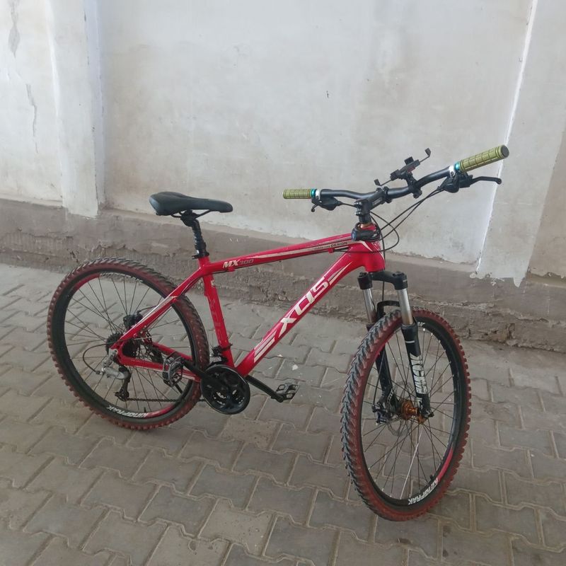 Velosiped sotiladi Velosiped sotiladi