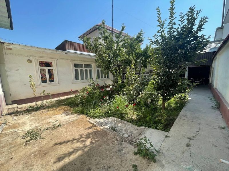 Участок возле дороге для бизнеса