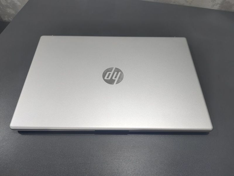 Абсолютно новый ноутбук HP
