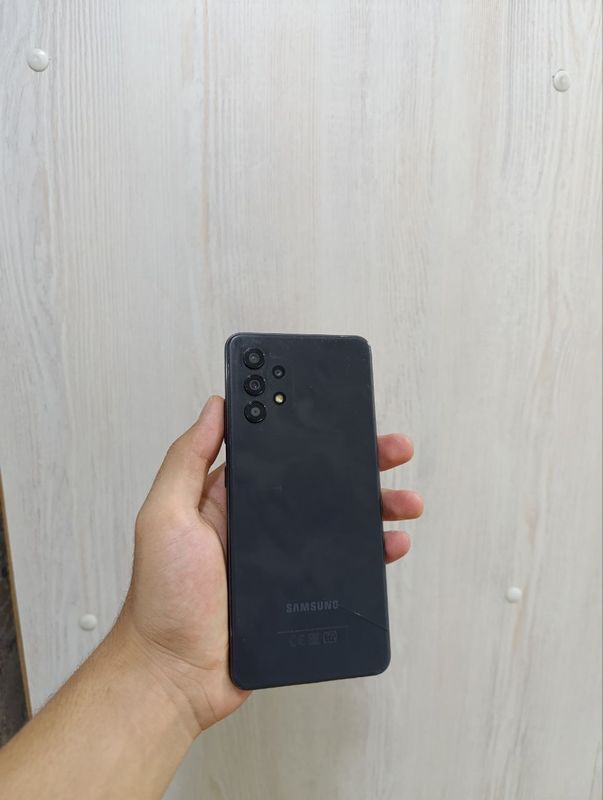 A32 samsung sotlad taqalgan narx 350.000 A32 samsung sotlad taqalgan narx 350.000