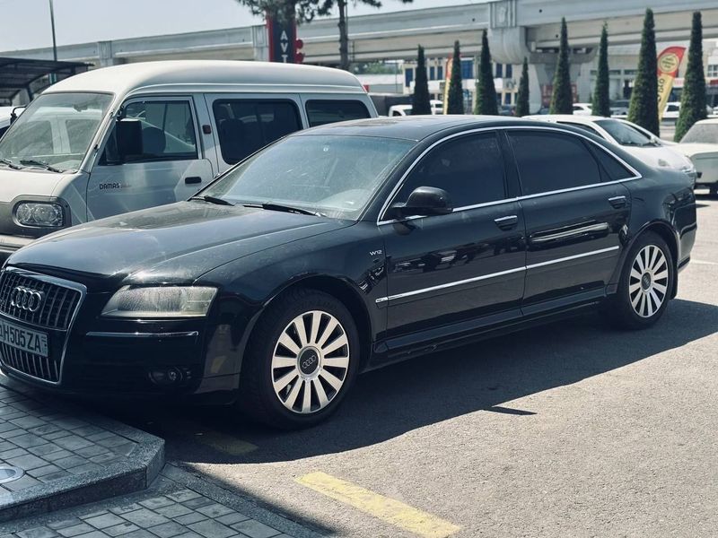 AUDi A8 L. W 12 mator AUDi A8 L. W 12 mator