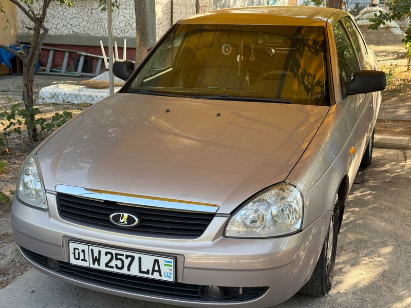 Продается Автомобиль LADA - LADA Sotiladi