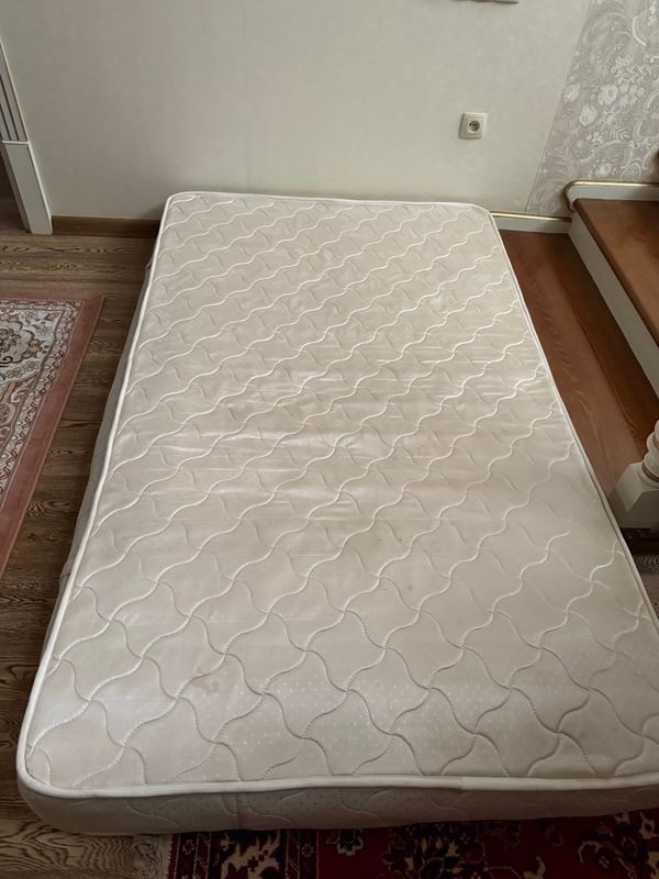 Matras b/u 2 metrga/ 1.20sm Matras b/u 2 metrga/ 1.20sm