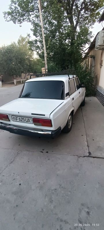 Jiguli vaz2107 sotiladi Jiguli vaz2107 sotiladi
