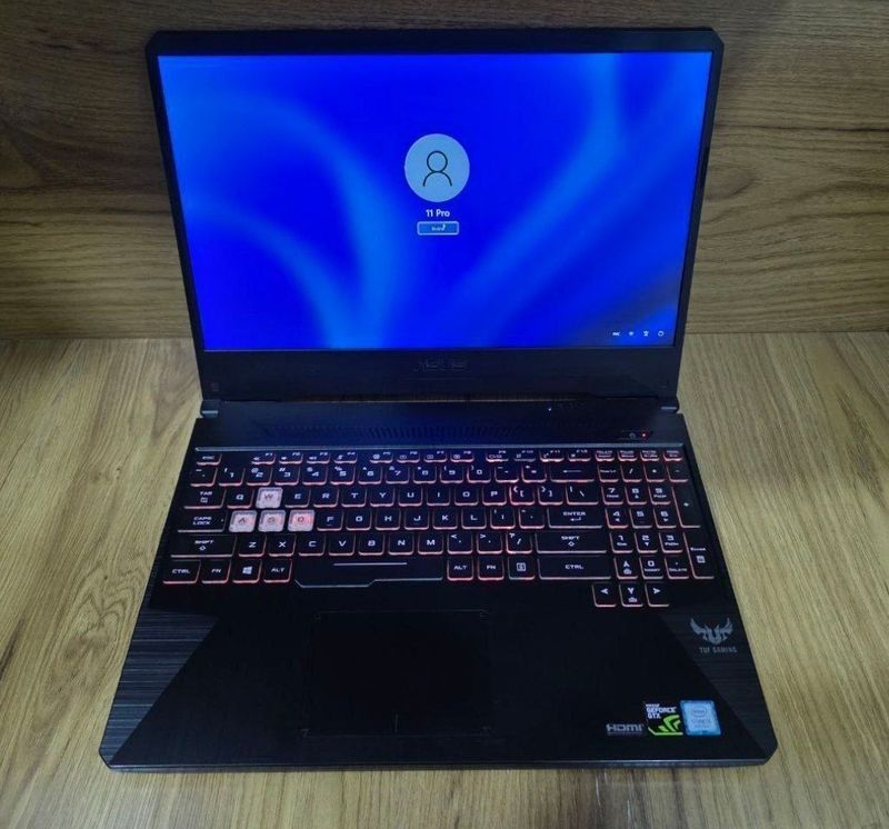 Asus tuf gaming holati yaxshi Asus tuf gaming holati yaxshi