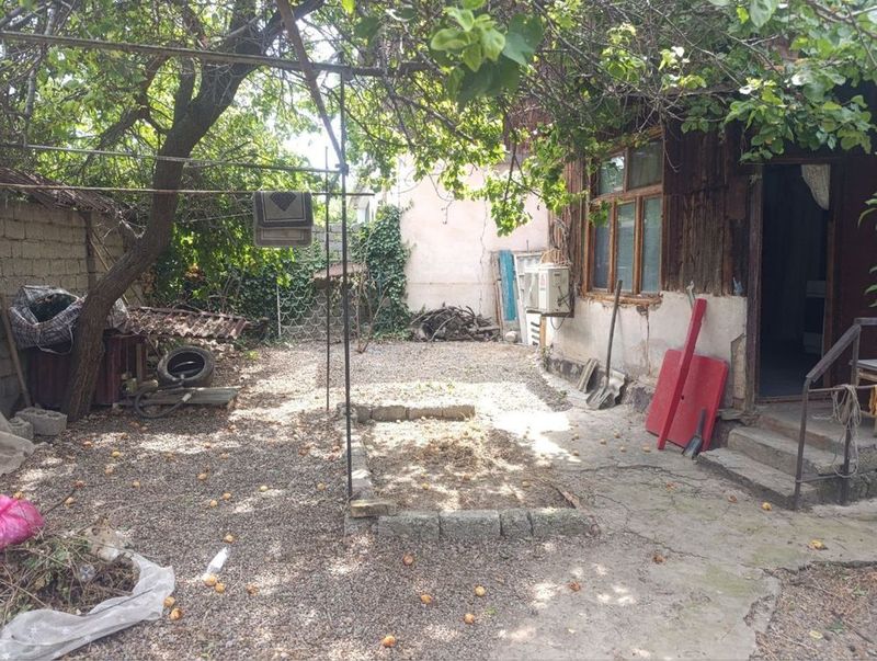 Срочно продаётся квартира с двориком около сотки,45м.кв.Парк Фурката. Срочно продаётся квартира с двориком около сотки,45м.кв.Парк Фурката.