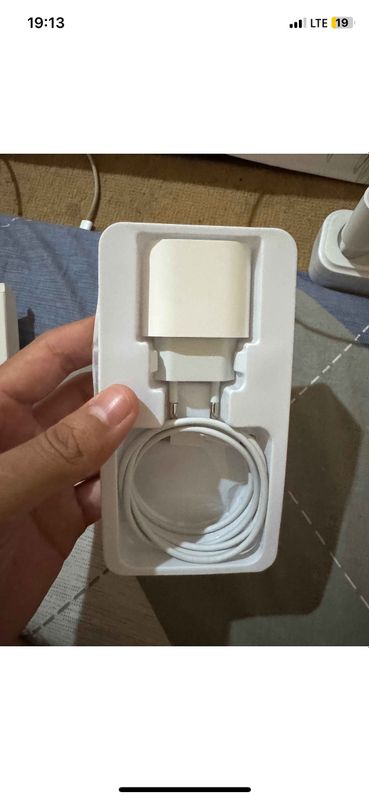 iphone zaryadchik