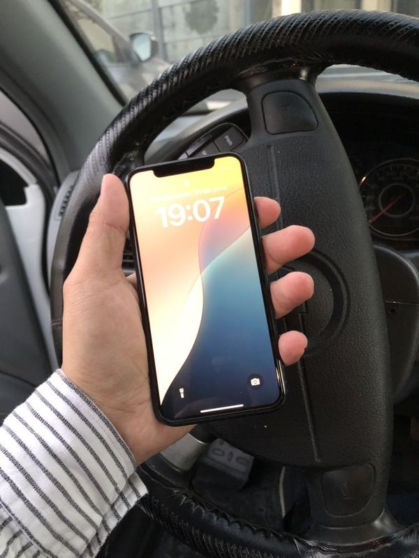 Срочно Продаётся Iphone 11 pro 256 Срочно Продаётся Iphone 11 pro 256