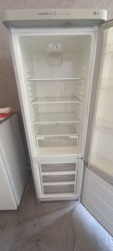 Lg haladilnik sotiladi... Lg haladilnik sotiladi...