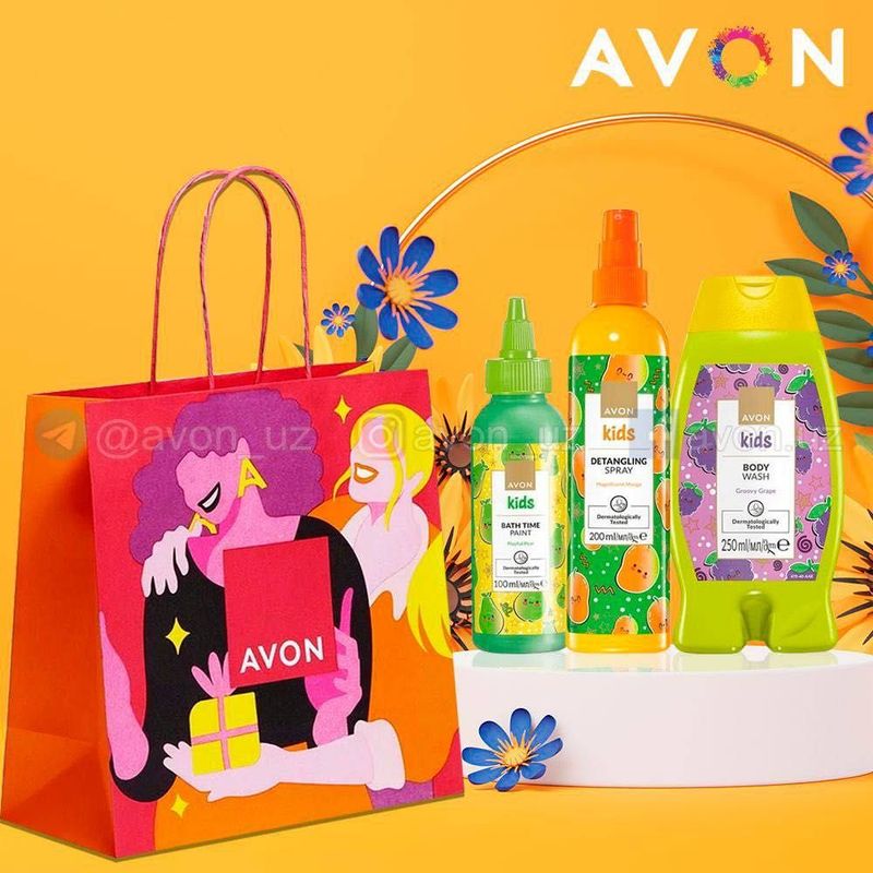 AVON ПРЕДСТАВЛЯЕТ игривый набор детской косметики «KIDS».