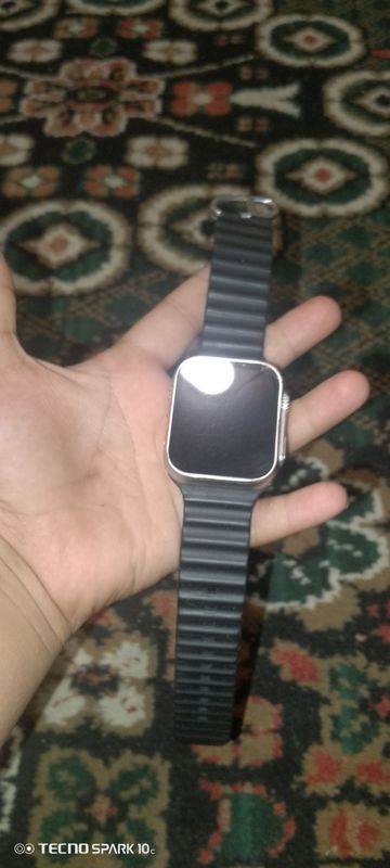 ushbu smartwach iphone zaryadnik qoshib beriladi ushbu smartwach iphone zaryadnik qoshib beriladi