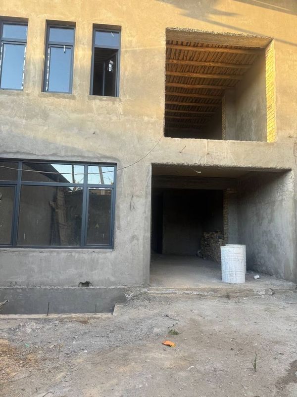 Hovli sotiladi 2sotix Hovli sotiladi 2sotix