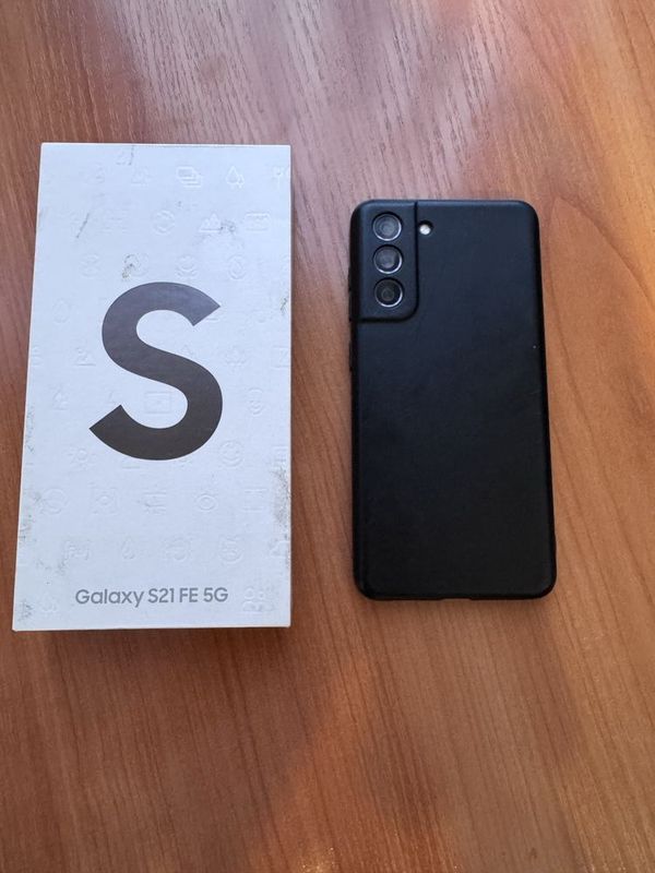 Samsung Galaxy S21 FE 5G Samsung Galaxy S21 FE 5G