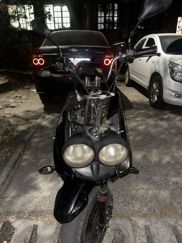 Minyon 150 kub ayibi fakat plastik 5000km ideal mator Minyon 150 kub ayibi fakat plastik 5000km ideal mator