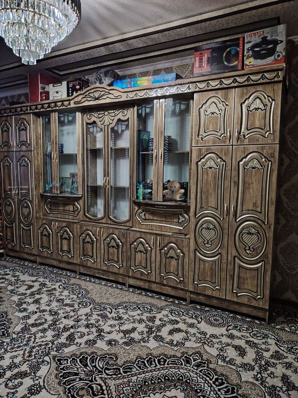 Mebel sotiladi holatini ideal Mebel sotiladi holatini ideal