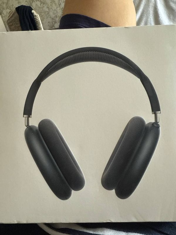 Airpods Max 2 srochna sotladi Airpods Max 2 srochna sotladi