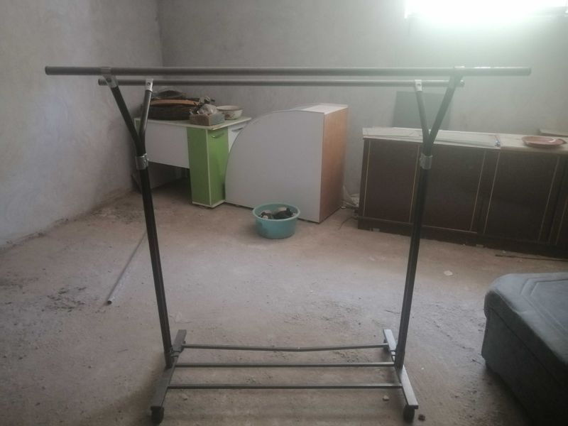 Garderob kiyimlar qilish uchun Garderob kiyimlar qilish uchun