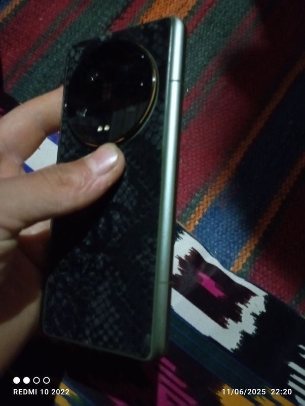 Xiaomi 13 ultra 16+16 gap 512 tali Xiaomi 13 ultra 16+16 gap 512 tali