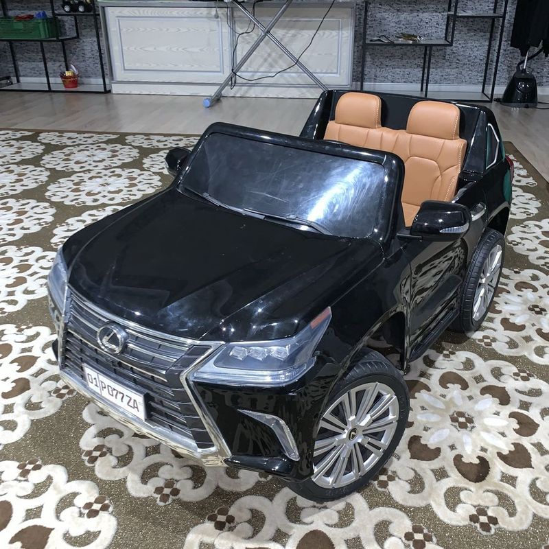 Lexus LX 570 элегантная детская машина, богатый электромобиль 4х4 Lexus LX 570 элегантная детская машина, богатый электромобиль 4х4
