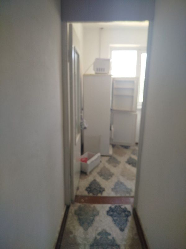 Срочно сдаётся 1 ком квартира в чирчике 8мкн 2 этаж Срочно сдаётся 1 ком квартира в чирчике 8мкн 2 этаж